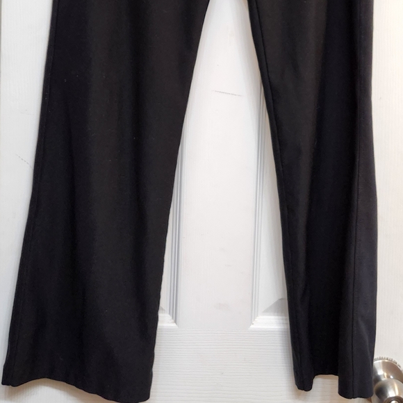 FREE w/ Bundle Purchase of 2 or more items! EUC Nike Leggings - Picture 2 of 7